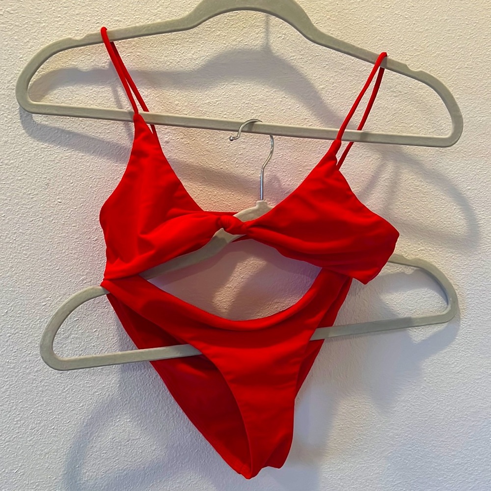 MIKOH RED SUIT M/S
